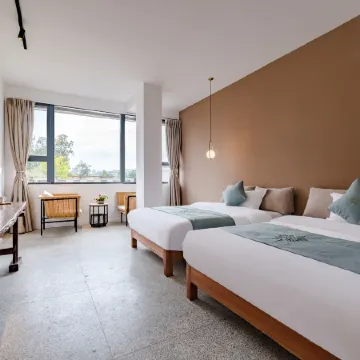 Floral Hotel· Courtyard 8, Gonghou Lane hotel (Guilin Liangjiang Sihu Elephant Trunk Mountain) Отели рядом с достопримечательностью «Парк Fuboshan»