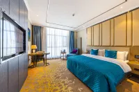 Kaibin International Hotel فنادق في شينينغ