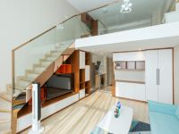 长沙美神公寓 - 复式loft城景双床房