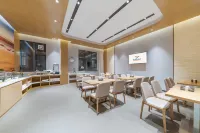 Yeste Hotel (Beiliu Central Plaza bus terminal)