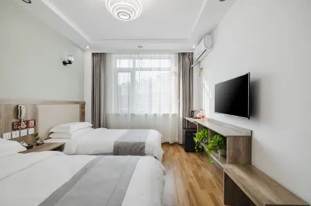 Shenyang Xinyue Hotel (New City Hall Plaza Taoxian Airport)