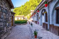 Mount Yunqiu Yaodong Courtyard Hotels in Xiangning