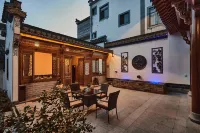 Huangshan Yihua Yimu Yi Homestay (Chengkan Branch) - Jacuzzi