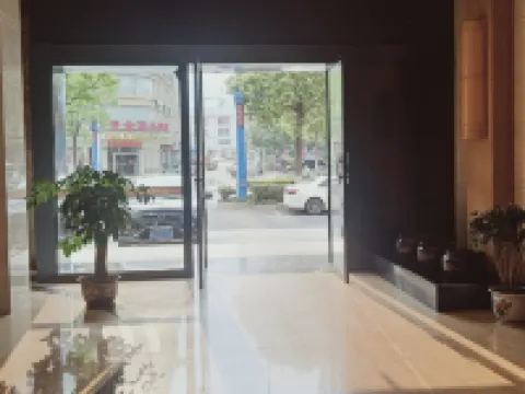 Yunman Hotel Hotels in Heping