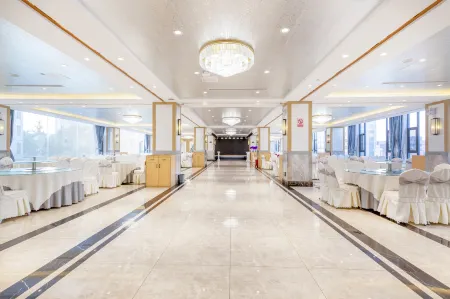 Shiji Zhuyuan Hotel Отели в г. Цюйцзин