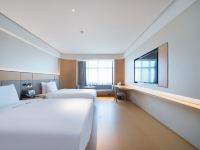 全季酒店(洛阳宝龙广场店) - 高级双床房