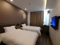Shell Hotel (Yantai Penglai Airport Store) فنادق في يانتاى