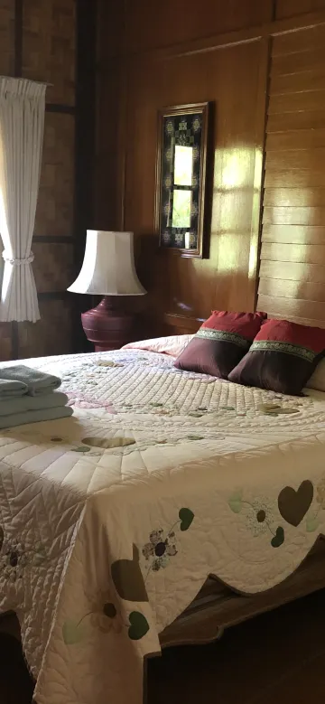 ห้องสแตนดาร์ด เตียงใหญ่ 1 เตียง