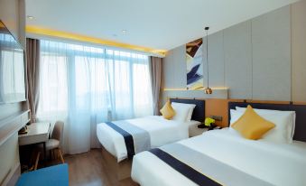 Yixuan Hotel (Suzhou Guanqian Street Pingjiang Road)