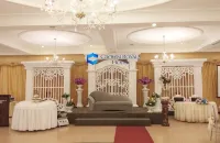 Crown Royale Hotel Hotel a Bataan