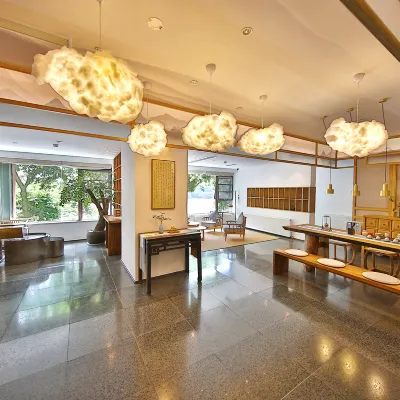 Shangshang Four Seasons Shangpin (Leshan Shangzhongshun Commercial Food Street Branch) Hoteles cerca de Leshan Great Buddha