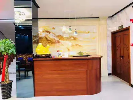 Huoshan Xingyue Inn Отели рядом с достопримечательностью «Dabie Mountain Main Peak (Baima Main Peak)»