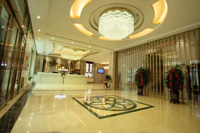 huayun Hotel Hotels in Matryoshka Square