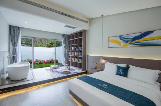 瀘沽湖木可清宿設計師精品度假民宿