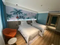 Liling Hehua Hotel (Lilingmen Porcelain City Ancient Rhyme One River Two Banks Branch)