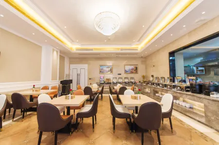 Vienna International Hotel (Shaoyang Xinshao) Отели рядом с достопримечательностью «Zijiang scenery belt»