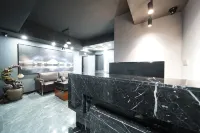 Lutusi E-sports Hotel (Bell and Drum Tower)