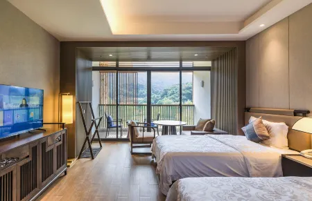 Suizhou Zishang Valley Hotel Отели рядом с достопримечательностью «Golden Peak Temple, Dahong Mountain»