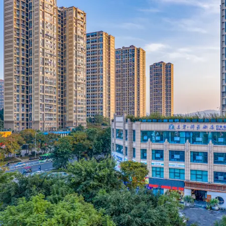 Yuzhou Dongguan • Chan Mo Hotel (Jiangyang Zhangba Guiyuanlin Park Branch)