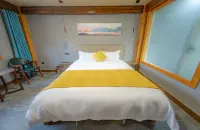 Wudangshan Shanli Hanshe Homestay (Wudangshan Scenic Area) - balcone