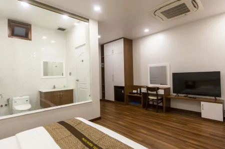 Hoang Hung Hotel Отели в г. Thi xa Di An