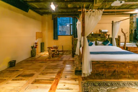 Dele Guesthouse Отели в г. Даочжен