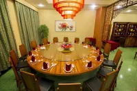 Princeville Hotels - breakfast