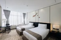 Ease Hotel - parking