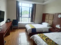Anhua Jingdu Grand Hotel - Mountain view