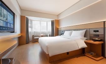 All Seasons Hotel (Qionghai Yinhai Road)