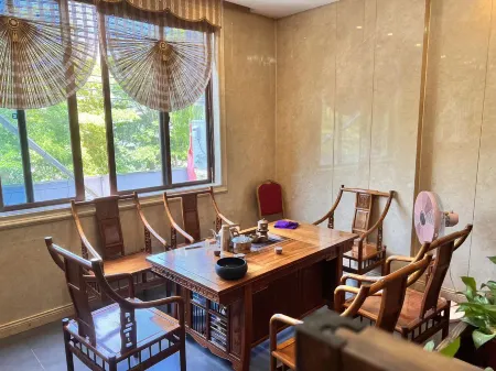 Yuanxing Business Hotel