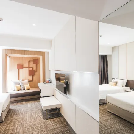 Twothree, a Homely Hotel Отели рядом с достопримечательностью «Асок»