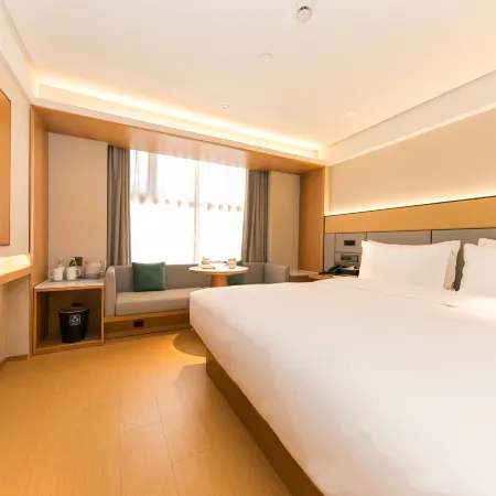 JI Hotel (Shanghai Xujiahui) Отели рядом с достопримечательностью «Станция метро Xujiahui»