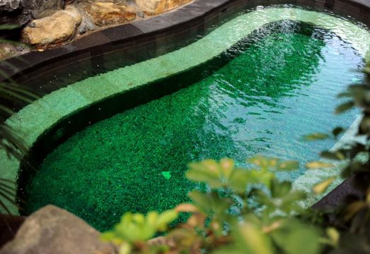 4. 롱휘 핫 스프링..