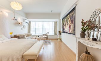 Hechuan Baolong Star Light Beauty Hotel