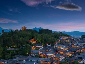 Banshan Lishe View Inn (Lijiang Ancient City Sifang Street)