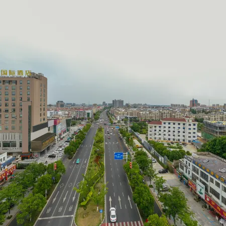 Gujing Junlai International Hotel (Chiyu Mansion Branch)