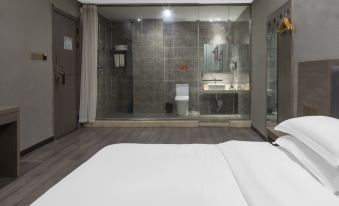 Elan Hotel (Shangqiu Suiyang Avenue Institute of Technology)