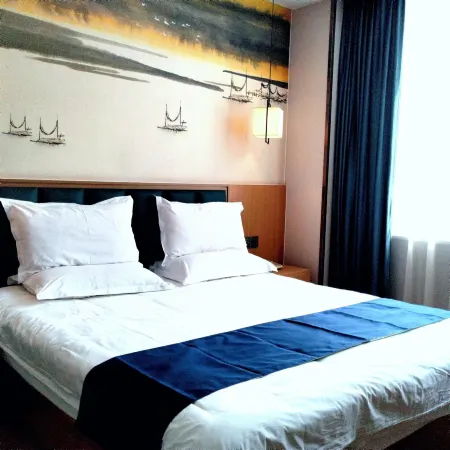 Yingcui Hotel (Ma'anshan Normal University Mengniu Industrial Park Branch) Отели рядом с достопримечательностью «Ma'anshan Normal College»