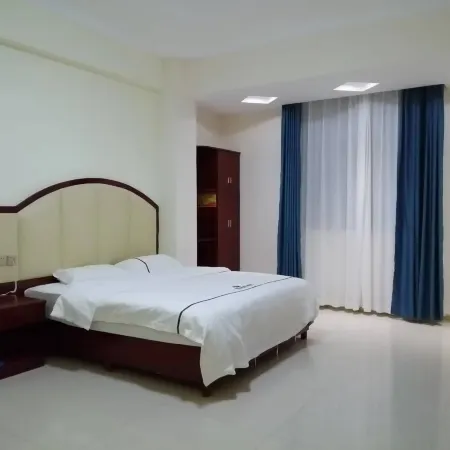 Liguo New Crown Holiday Hotel