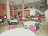 골드 크라운 호텔 리조트 앤 스위트