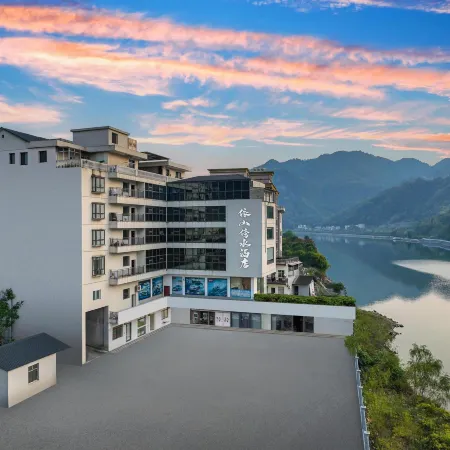 Yishan Bangshui Hotel