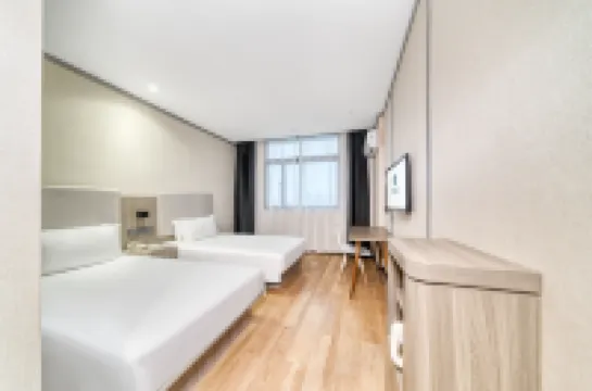 Yunqi Hotel (Ningbo University Road Lin Market)