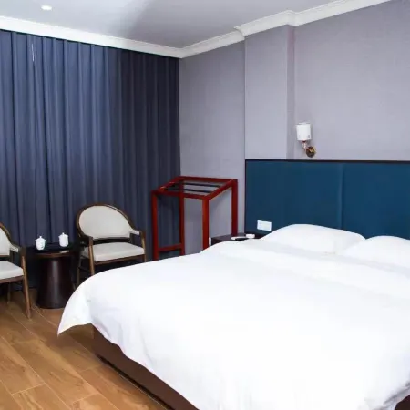 Ruijin Yihao Business Hotel