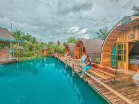 Plaiphu Pool Villas Hotels in Kapong