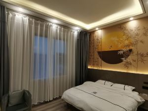 Spruce Theme Hotel Yongsheng