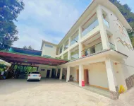 Tiantai Mountain Linyin Mountain Villa Hotels near Black Dragon Pool