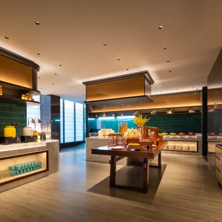 Xiangyang Xiyue Carrey Hotel