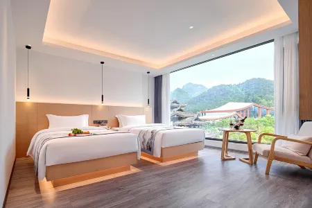 Xiangyue Xiaoqikong Hotel (Libo Xiaoqikong Scenic Area Dongmen Branch)