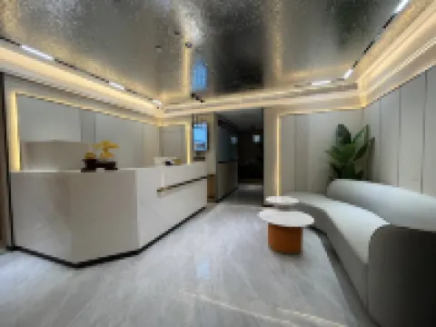 Zhushan Triumph Light Luxury Hotel Hotels in Zhushan